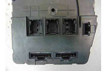 Caja reles / fusibles, Renault Scenic Ii (Jm) Confort Authentique 2004, 8200309690