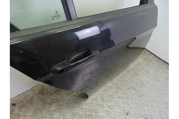 Puerta trasera derecha, BMW Serie 3 Berlina (E90) 318d 2006 usado 4