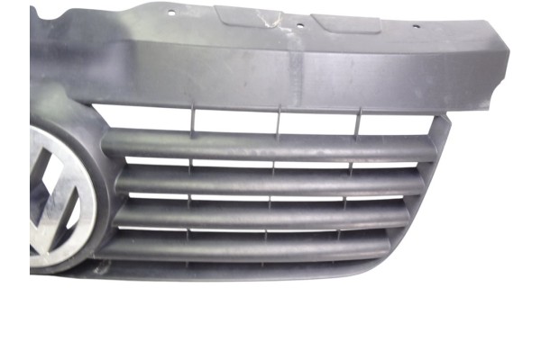 Rejilla delantera, Volkswagen T5 Transporter Furgón/combi (7H) Caja cerrada, techo elevado 2006, 7H0807101
