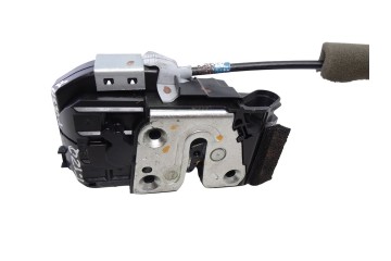 Cerradura puerta trasera izquierda, Nissan Pulsar (C13M) Acenta 2015