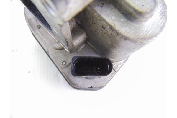 Caja mariposa, Opel Astra H Berlina Cosmo 2004, 8973002310 usado 4