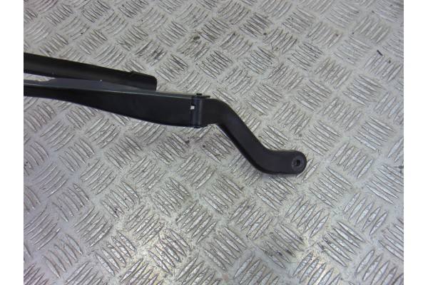 Brazo limpia delantero izquierdo, Mercedes-benz Cls (Bm 219) 350 Cgi (219.357) 2006, A2118201544