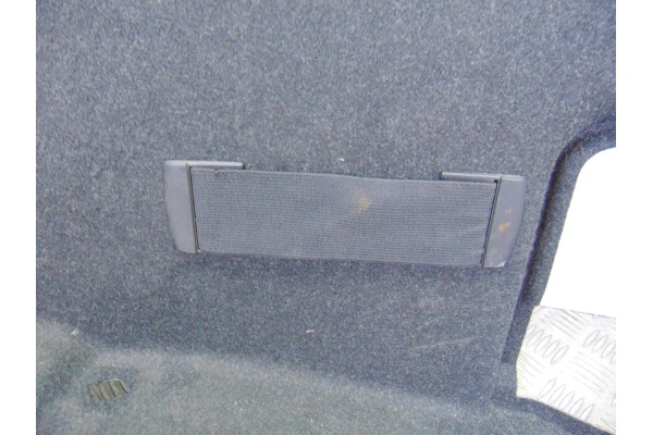 Guarnecido porton trasero, BMW Serie 3 Berlina (F30) 328i 2012, 7246298-09 usado 4