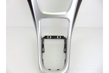 Guarnecidos palanca cambio, Opel Astra J Sports Tourer Sport 2010, 13349237
