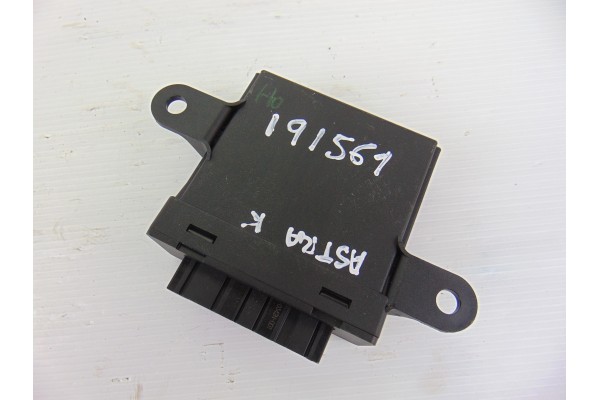 Módulo electrónico, Opel Astra K Berlina 5P Dynamic Start/Stop 2016, 39050500 usado 4