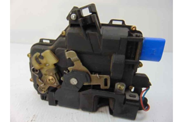 Cerradura puerta delantera izquierda, Skoda Fabia (6Y2/6Y3) Comfort 2005, 3B1837015 usado 4