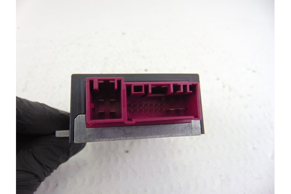 Módulo electrónico, BMW Serie 1 Berlina (E81/E87) 118d 2007, 7180426 usado 4