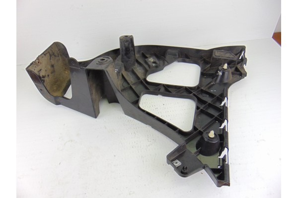 Molduras traseras, BMW Serie X5 (E70) xDrive30d 2007, 7227757 usado 4