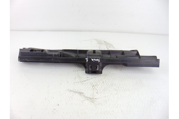 Calandra delantera de radiador, BMW Serie 1 Berlina (E81/E87) 118d 2007, 7524912 usado 4