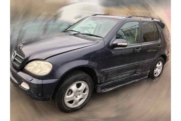 MERCEDES-BENZ CLASE ML (BM 163) *