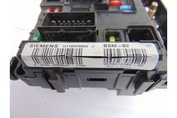 Caja reles / fusibles, Peugeot Partner (S2) Combiespace 2007, 9650618580-00