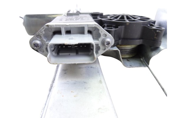 Elevalunas delantero izquierdo, Renault Trafic Iii Combi Combi 9 L1H1 2,8t (8/9 plazas) 2020, 807216280R usado 4