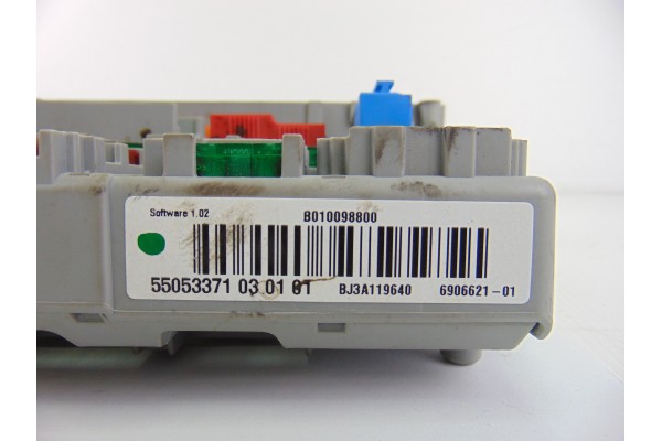Caja reles / fusibles, BMW Serie 3 Berlina (E90) 318d 2006, 6906621 usado 4
