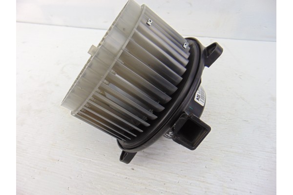 Motor calefaccion, Opel Insignia Berlina Cosmo 2010 usado 4