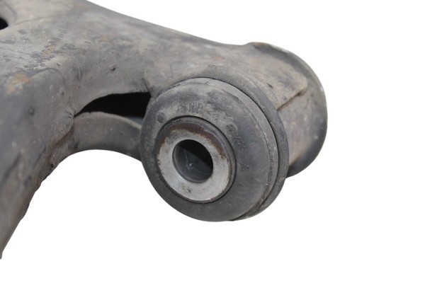 Brazo suspension inferior delantero derecho, Ford Focus Berlina (Cap) Trend 2005