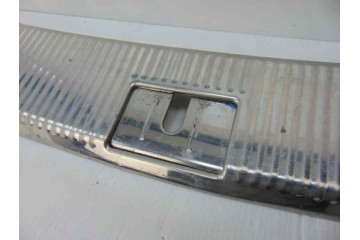 Molduras traseras, Volkswagen Touareg (7LA) Tdi V6 2004, 7L6863459B
