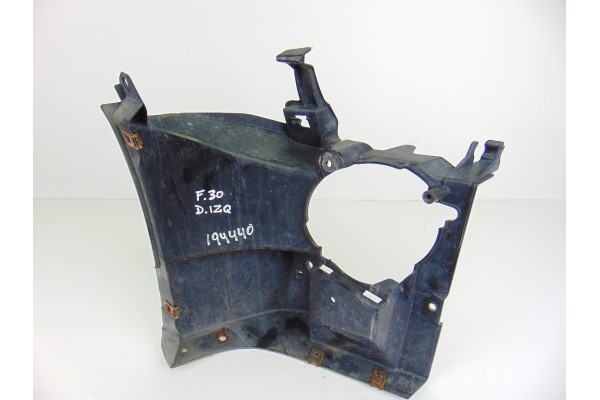 Molduras delanteras, BMW Serie 3 Berlina (F30) 328i 2012, 8054163 usado 4