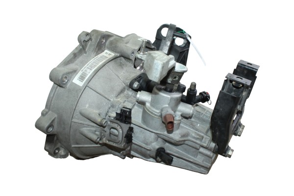 Caja cambios, Volkswagen Polo V (6C1) Comfortline 2014, Qae usado 4