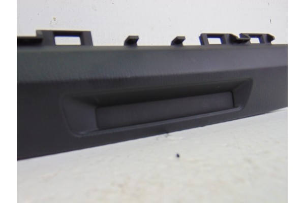 BHR1A0601017 PANTALLA MULTIFUNCION MAZDA 3 BERLINA / SEDÁN (BM/BN) Luxury 2014 BHR1A0601017 201000 MAZDA - 3