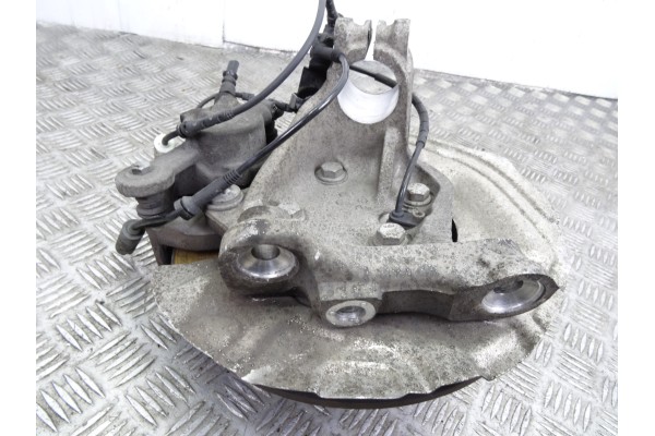Mangueta delantera izquierda, BMW Serie 1 Berlina (E81/E87) 118d 2007 usado 4