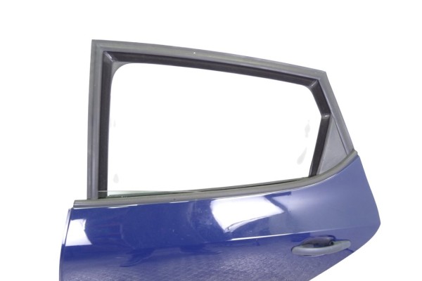Puerta trasera izquierda, Seat Ibiza (6P1) Reference 2017