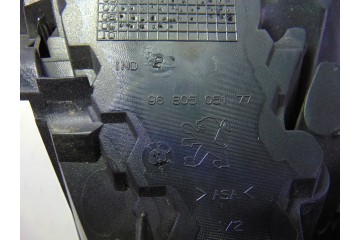 Rejilla delantera, Peugeot 308 Premium 2009, 9680505177
