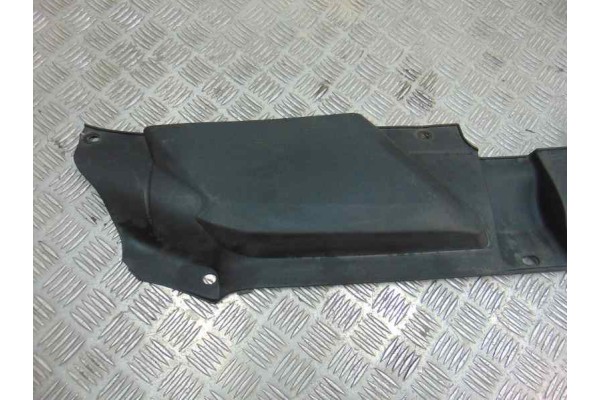 Rejilla delantera, Audi A5 Coupe (8T) 2.7 Tdi 2010, 8T0807081A