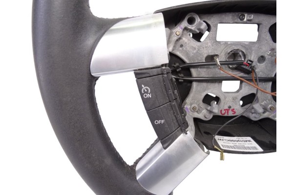 Volante, Ford Kuga (Cbv) Trend 2009, 1502430