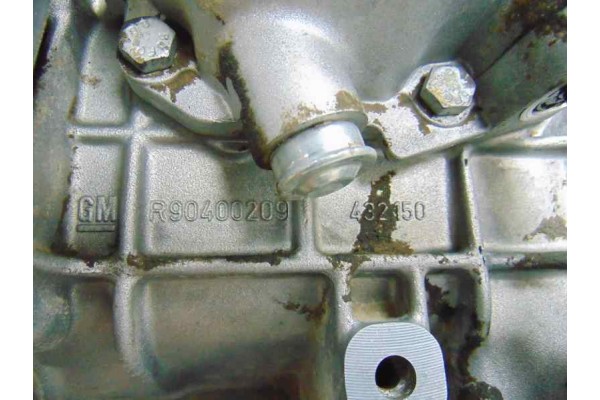 Caja cambios, Opel Astra G Berlina Comfort 2003 usado 4