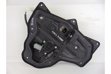 2 PIN ELEVALUNAS TRASERO DERECHO MAZDA 3 BERLINA / SEDÁN (BM/BN) Luxury 2014 2 PIN 201073 MAZDA - 1