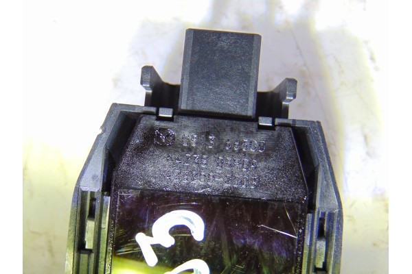 C513665G0 SENSOR MAZDA 3 BERLINA / SEDÁN (BM/BN) Luxury 2014 C513665G0 201103 MAZDA - 3