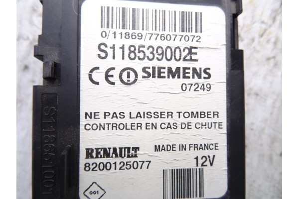 Conmutador de arranque, Renault Megane Ii Berlina 5P Confort Dynamique 2008, 8200125077 usado 4