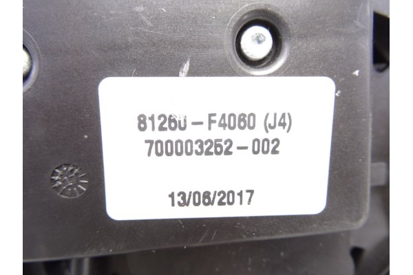 Luz interior, Toyota C-hr (X10) Hybrid Active 2018, 81260F4060 usado 4