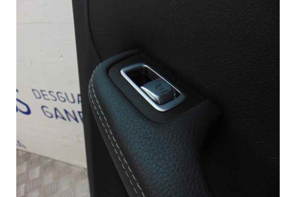 Guarnecido puerta trasera derecha, Mercedes-benz Clase C (Bm 205) Berlina C 300 CDI BlueTEC Hybrid (205.012) 2014 usado 4