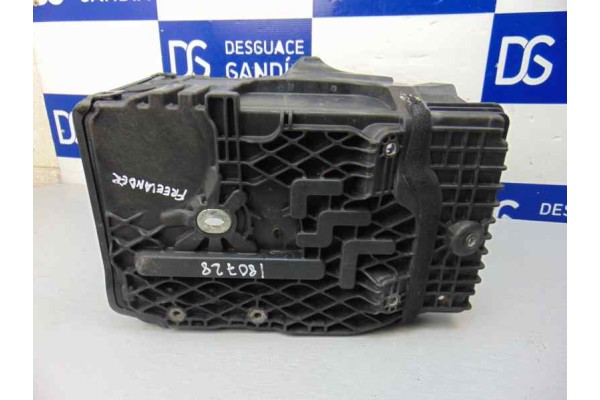 Bateria, Land Rover Freelander (LR2) TD4 Hse 2007, 6G9N-10757-AE usado 4