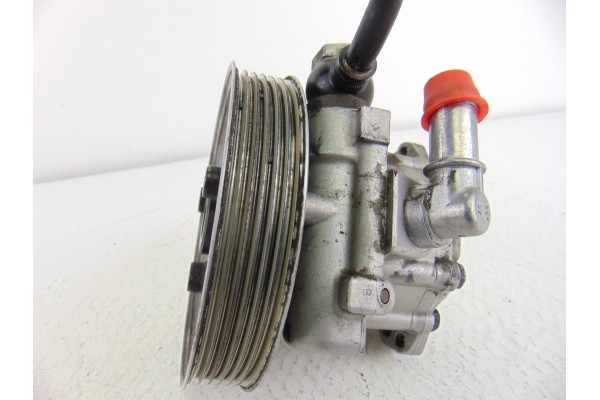 Bomba direccion, Audi A6 Berlina (4B2) 2.5 TDI 2001 usado 4