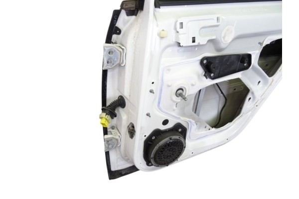 Puerta trasera derecha, Citroen Grand C4 Picasso Millenium 2013 usado 4
