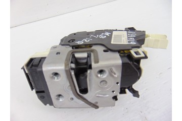 Cerradura puerta trasera izquierda, Mercedes-benz Clase a (Bm 176) A 180 CDI BlueEfficiency (176.012) 2014, A2047302735
