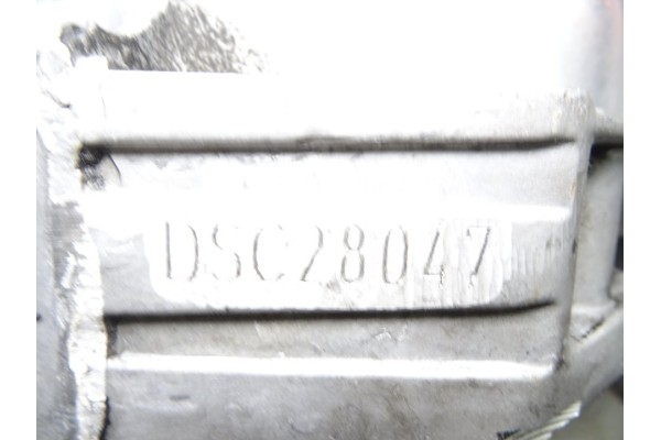 Caja cambios, Audi A6 Berlina (4B2) 2.4 (121kW) 1997, Dsc usado 4