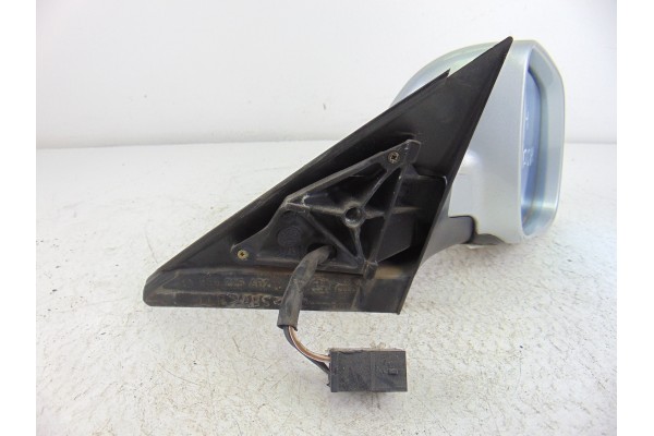 Retrovisor derecho, Audi A4 Berlina (B5) 1.8 T Quattro (110kW) 1997