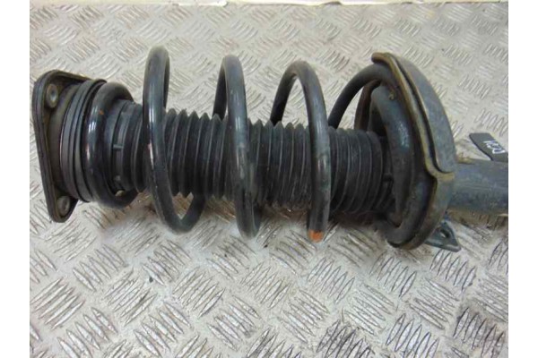 Amortiguador delantero derecho, Ford Focus Berlina (CB8) Trend 2012, BV61-18045-Abc usado 4