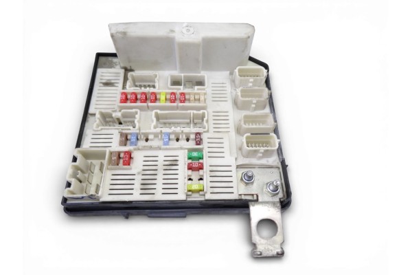 Caja reles / fusibles, Renault Megane Ii Berlina 5P Confort Dynamique 2008, 8200481866J usado 4