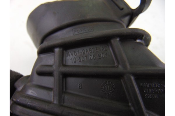 Tubo, Ford Focus Berlina (CB8) Trend 2011, AV61-9A675-AC usado 4