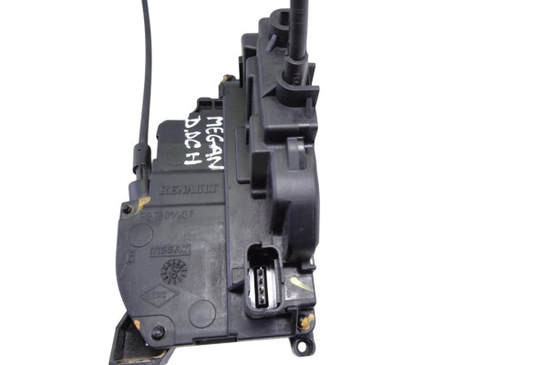 Cerradura puerta delantera derecha, Renault Megane Iii Sport Tourer Expression 2009, 805020001R usado 4