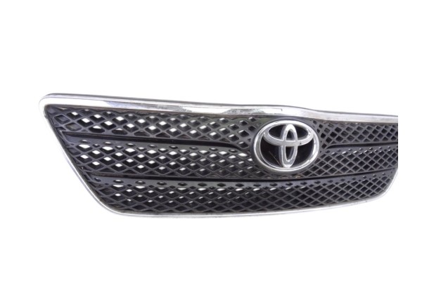 Rejilla delantera, Toyota Corolla (E12) 2.0 D-4D Luna Berlina 2003, 5311402010