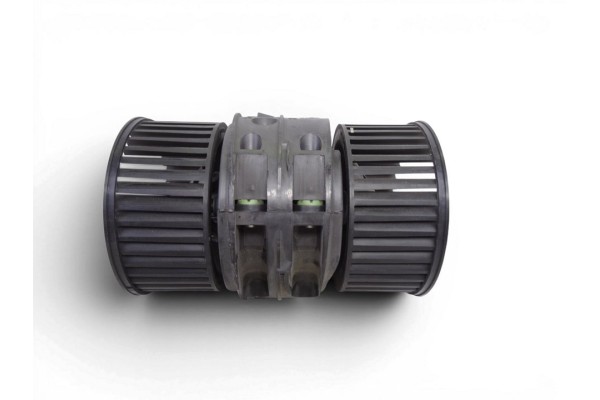 Motor calefaccion, Renault Megane Iii Berlina 5P Business 2014 usado 4