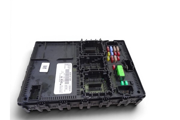 Caja reles / fusibles, Ford Fiesta (CE1) ST-Line 2022, NU5T15604BCAD usado 4