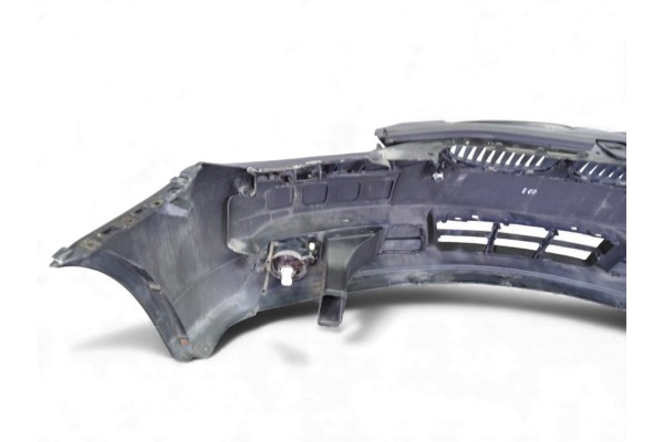 Paragolpes delantero, BMW Serie 5 Berlina (E60) 525xi 2005 usado 4