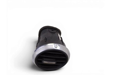 Rejilla aireadora, Audi A3 Sportback (8PA) 1.4 TFSI Ambiente 2010, 8P0820901