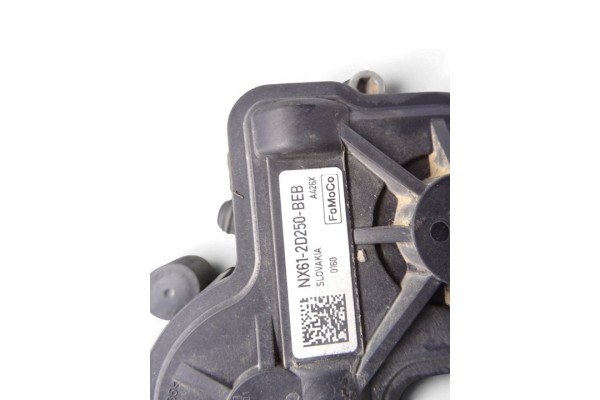 Pinza de freno trasera derecha, Ford Kuga Hybrid St-line 2023, NX612D250BEB usado 4